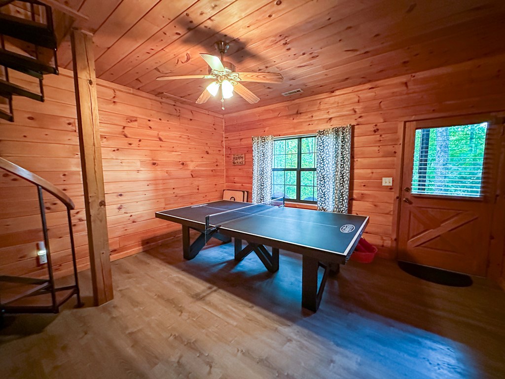 423 Laurel Creek Road
