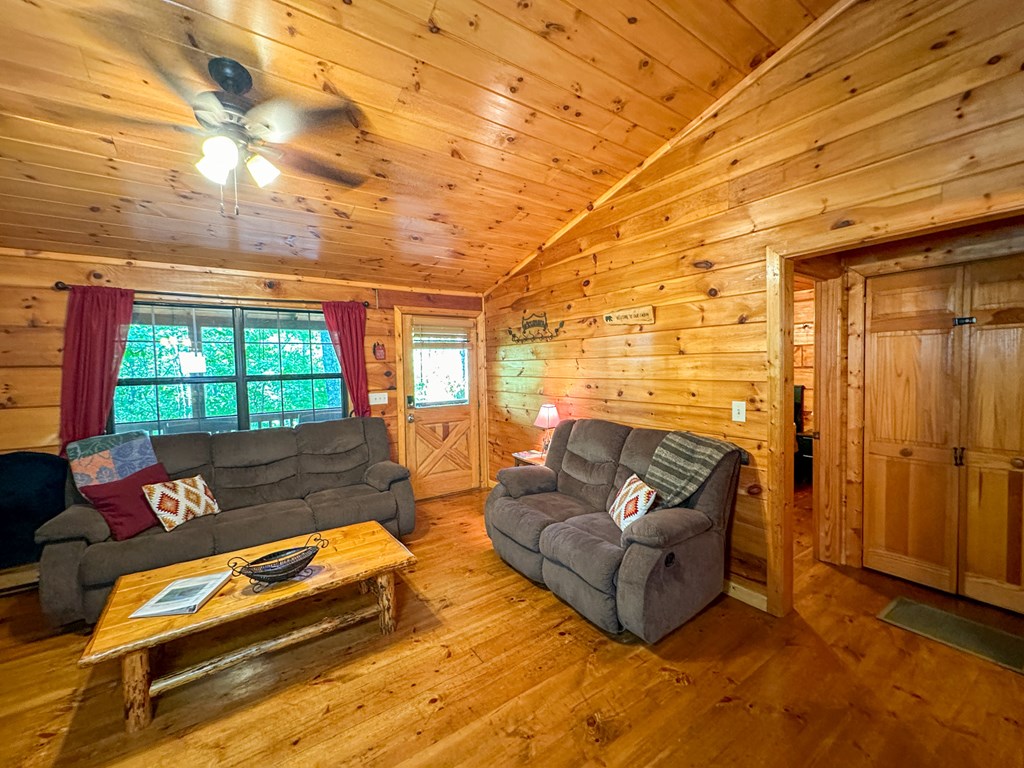 423 Laurel Creek Road