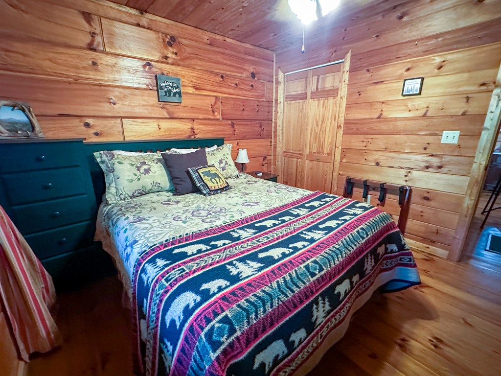 423 Laurel Creek Road