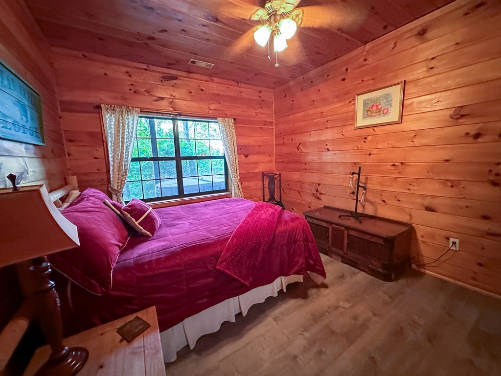 423 Laurel Creek Road