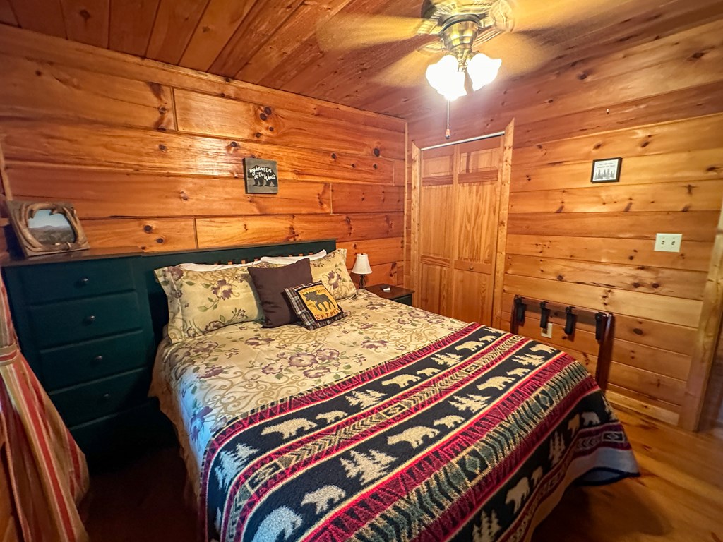 423 Laurel Creek Road