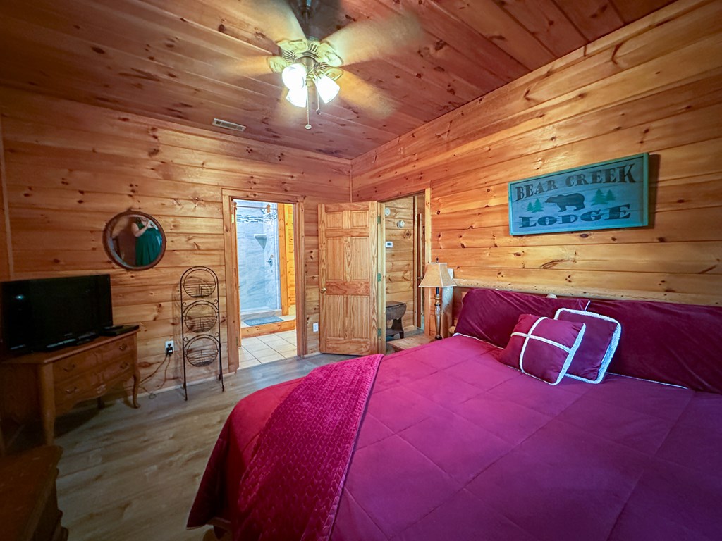 423 Laurel Creek Road