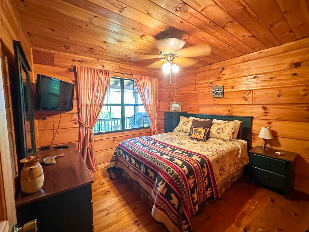 423 Laurel Creek Road