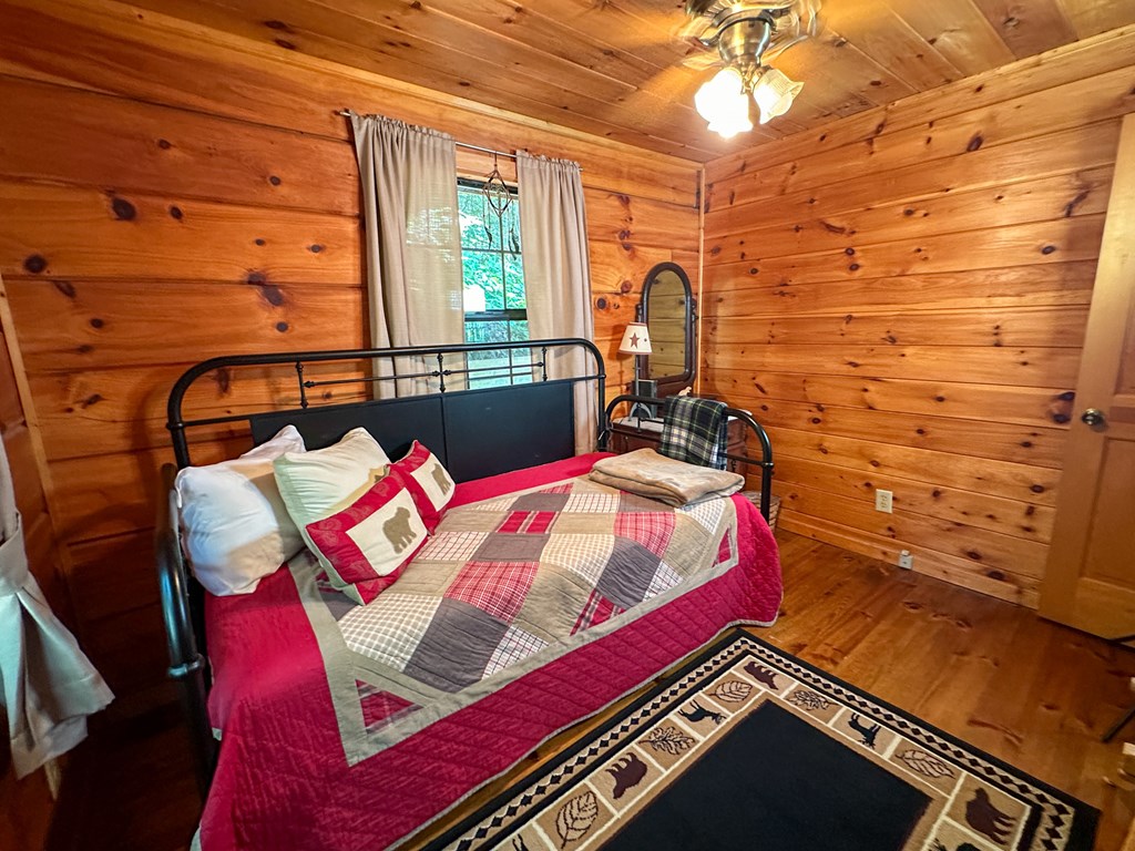423 Laurel Creek Road