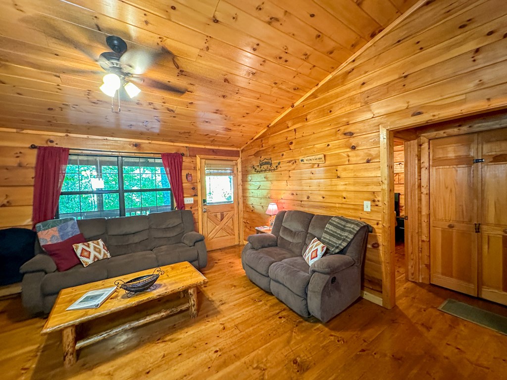 423 Laurel Creek Road