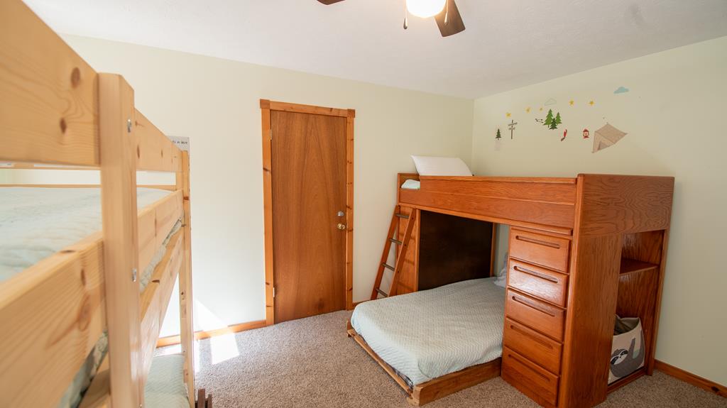 328 Sharp Top Circle