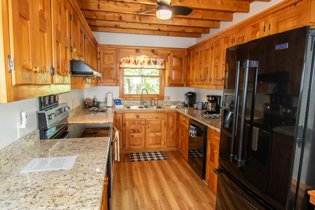 328 Sharp Top Circle