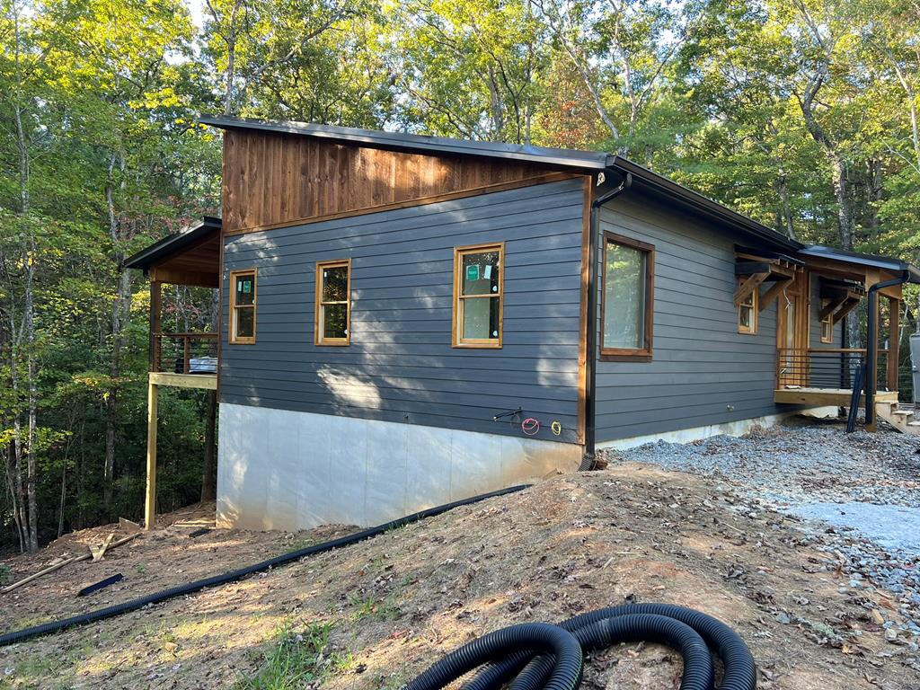 251 Pine Lane
