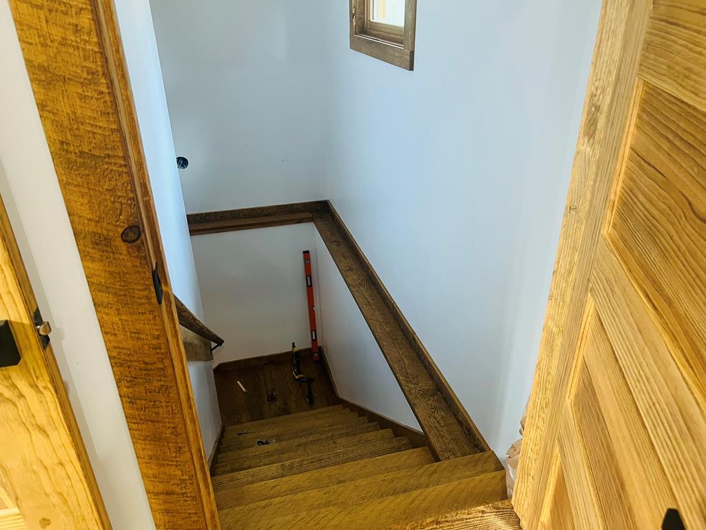 251 Pine Lane
