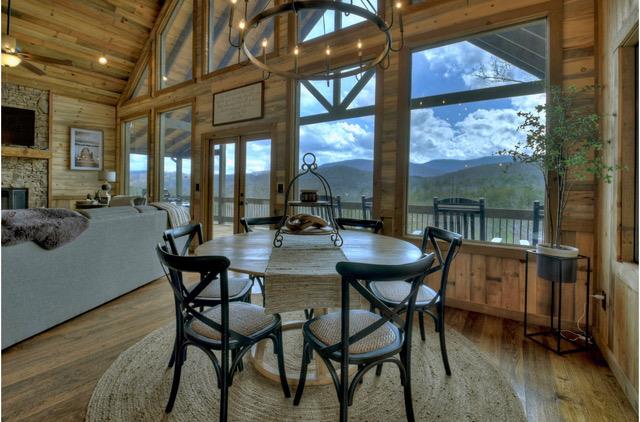 435 Foster Cove Road