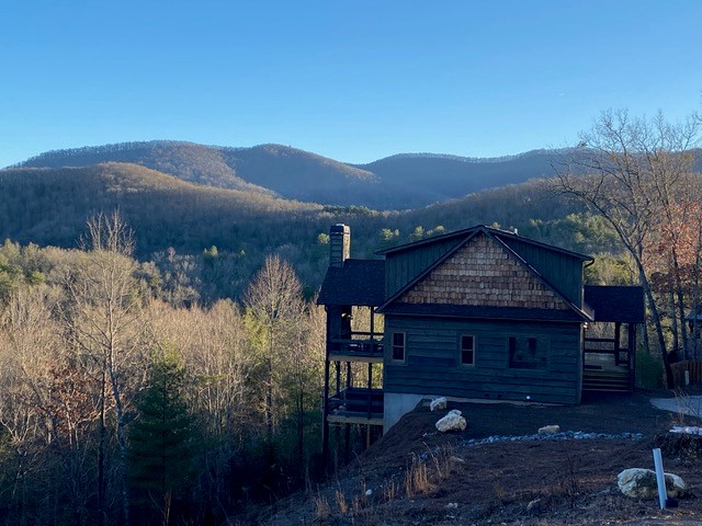 435 Foster Cove Road