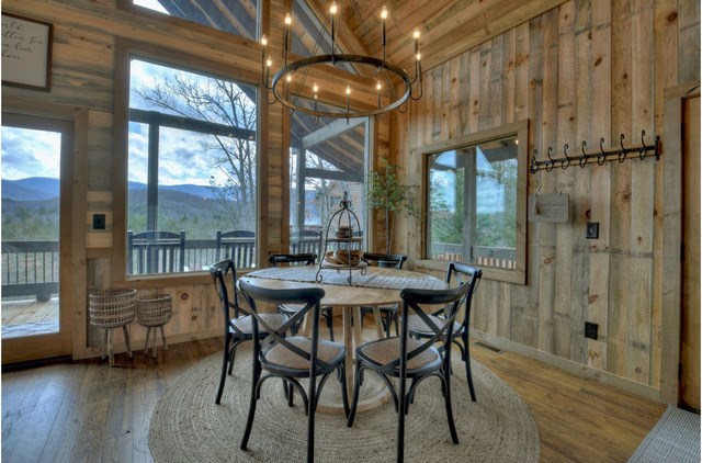 435 Foster Cove Road
