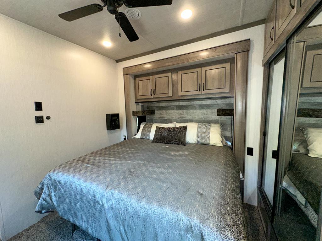 284 Vista Circle