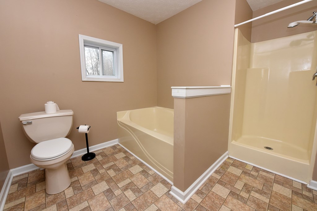 600 Indian Trail