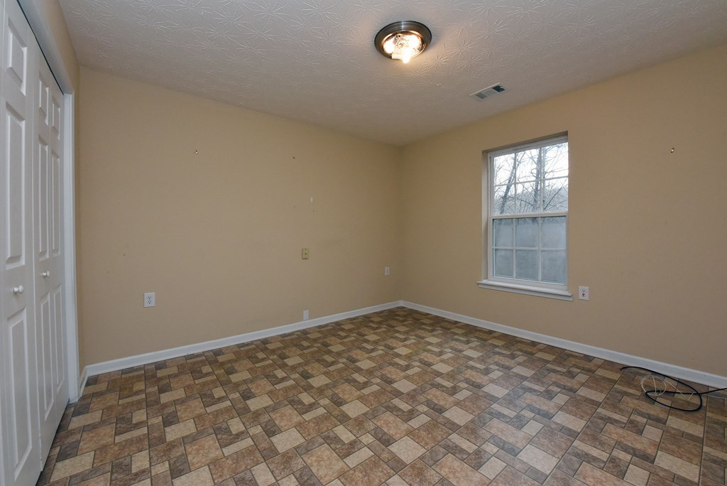 600 Indian Trail
