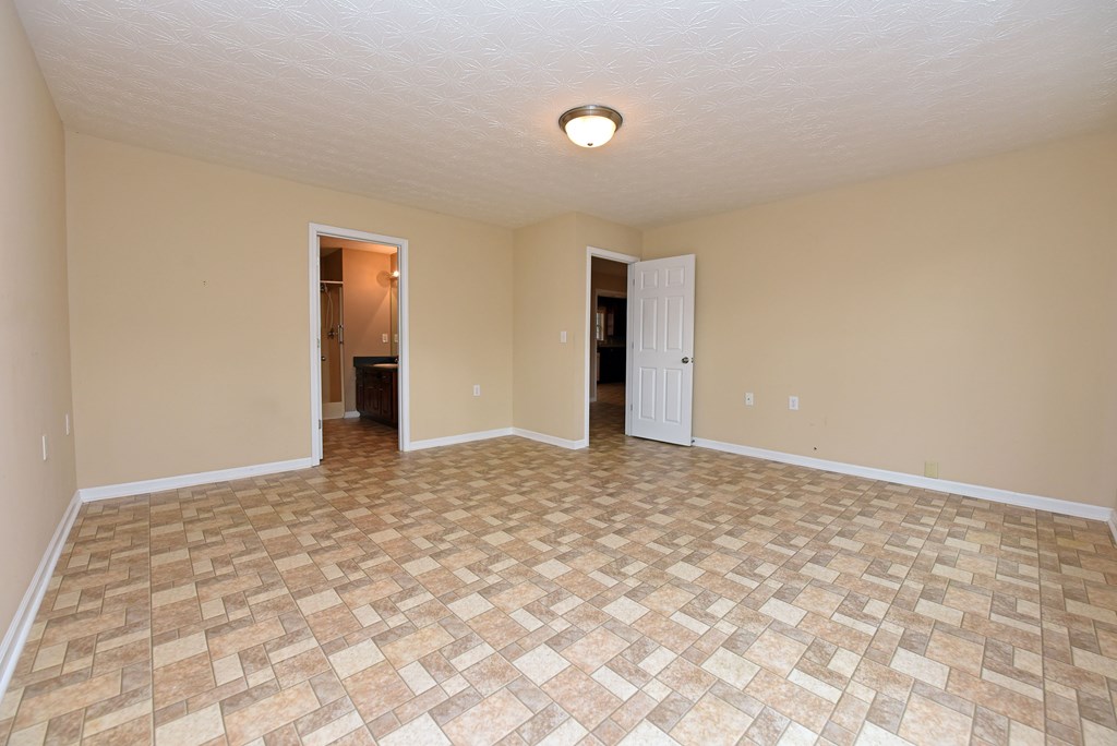 600 Indian Trail