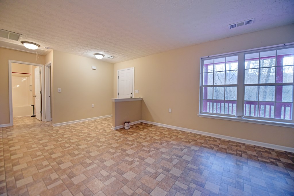 600 Indian Trail