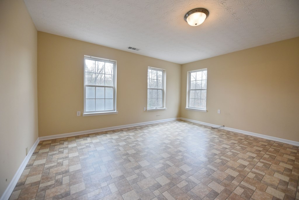 600 Indian Trail