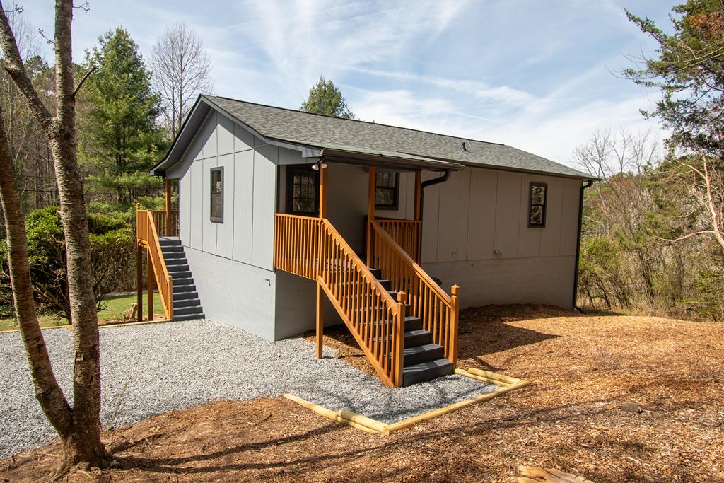 2680 River Road
