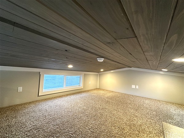 8 Mountain Meadows Drive