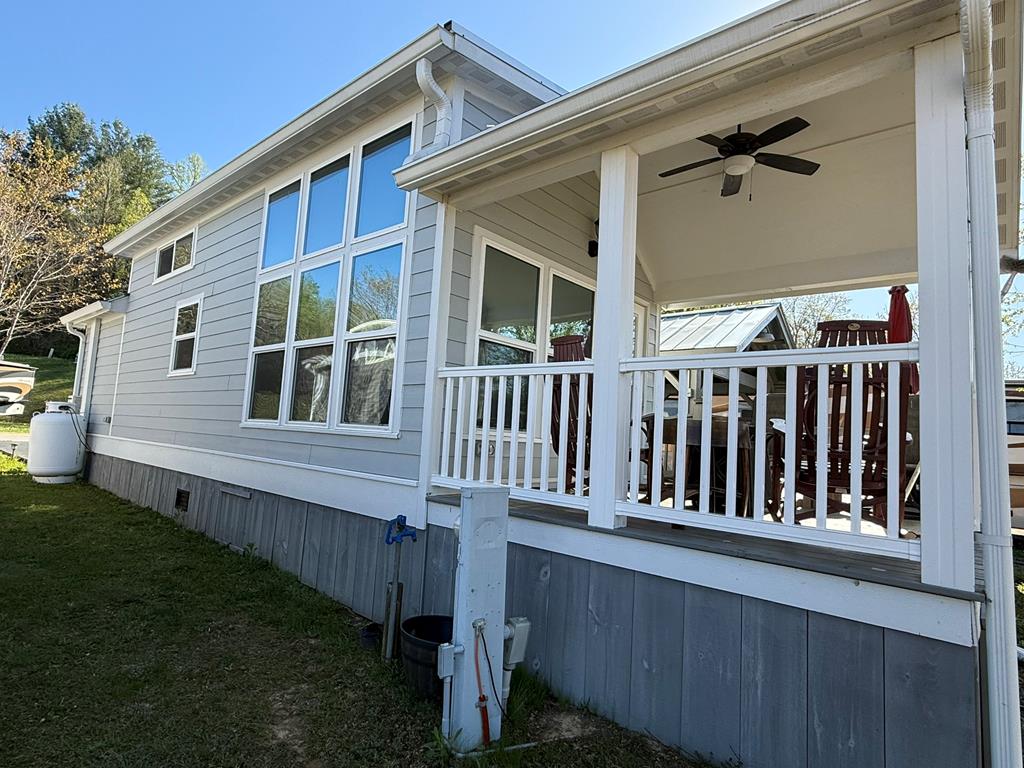 8 Mountain Meadows Drive
