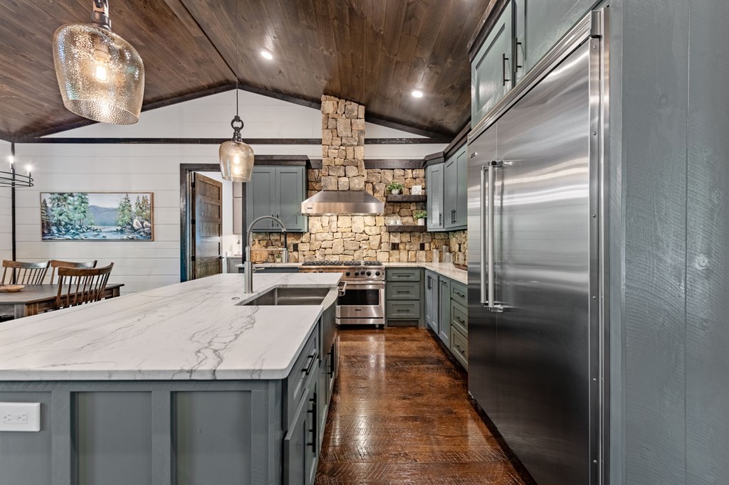 453 Settlers Ridge Road