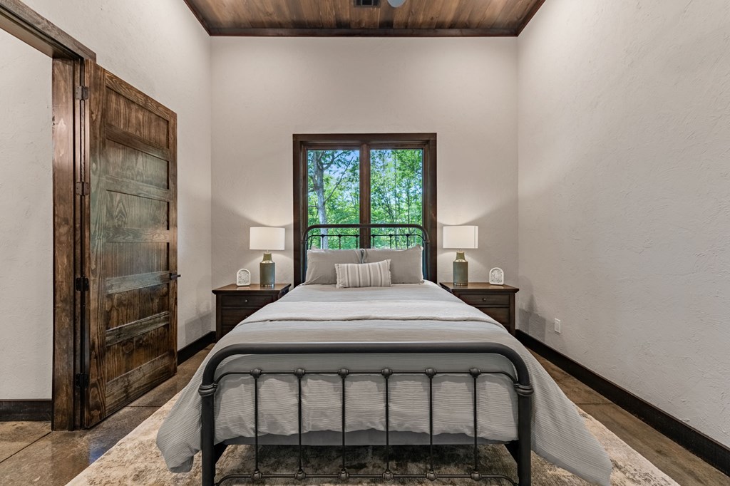 453 Settlers Ridge Road