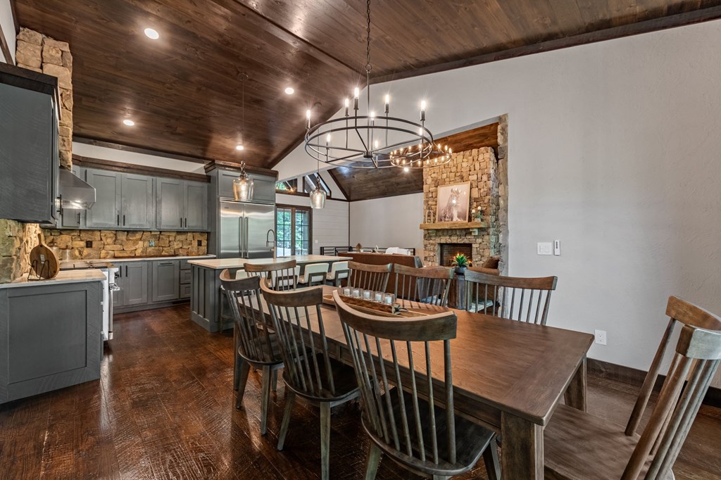 453 Settlers Ridge Road