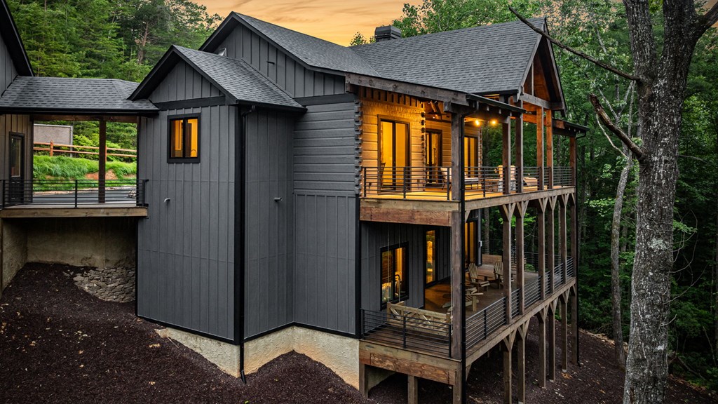 453 Settlers Ridge Road
