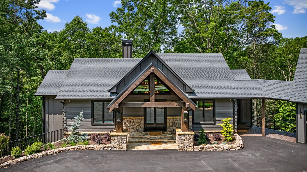 453 Settlers Ridge Road