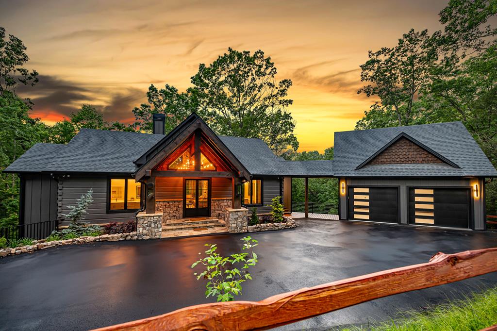 453 Settlers Ridge Road