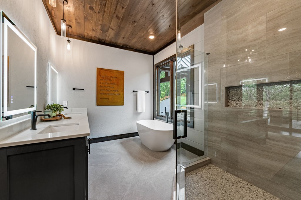 453 Settlers Ridge Road