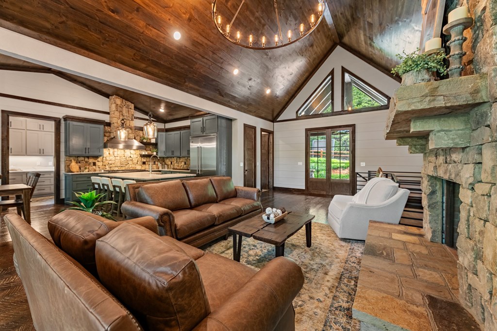 453 Settlers Ridge Road