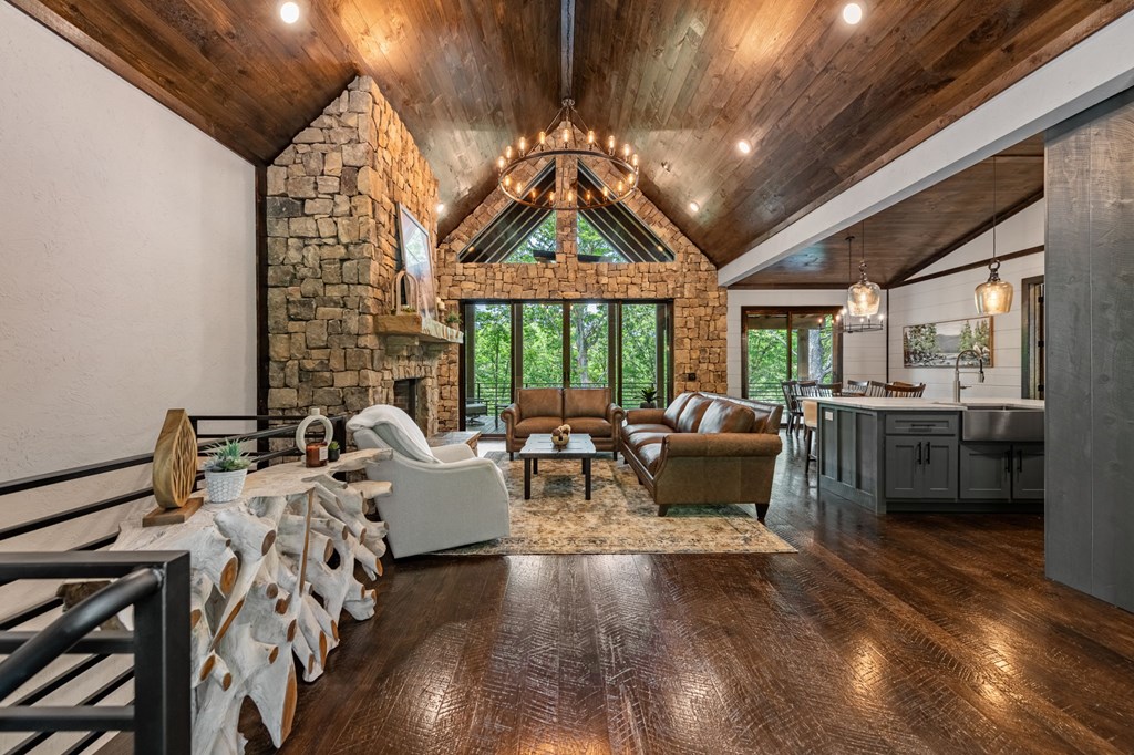 453 Settlers Ridge Road