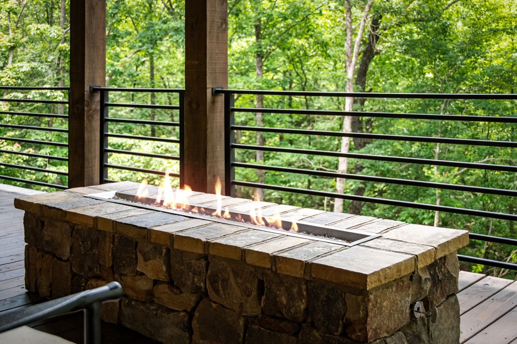 453 Settlers Ridge Road