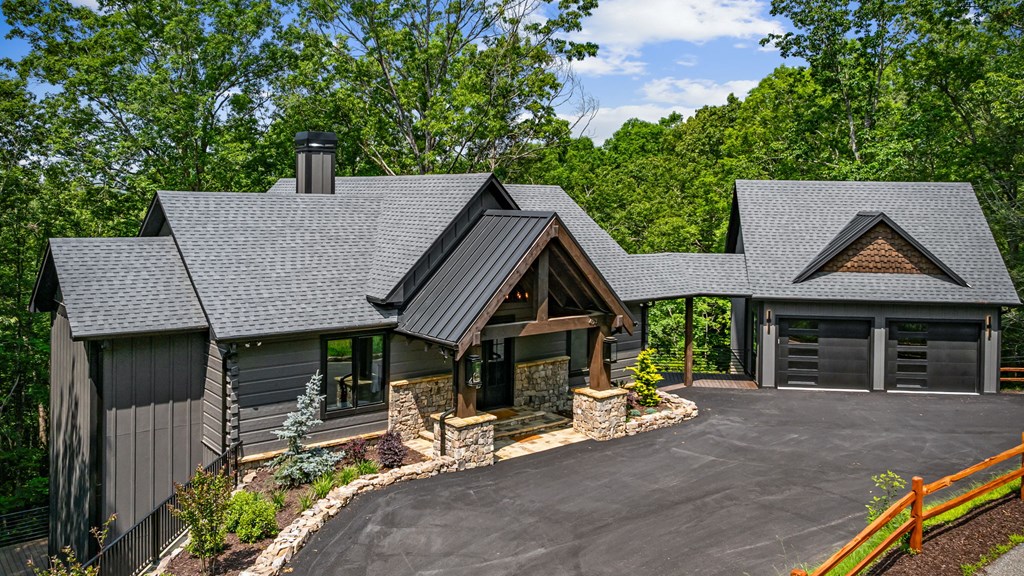 453 Settlers Ridge Road