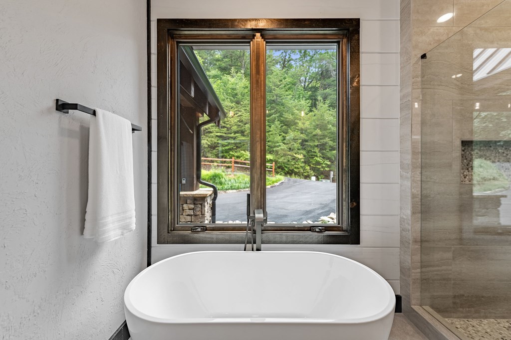 453 Settlers Ridge Road