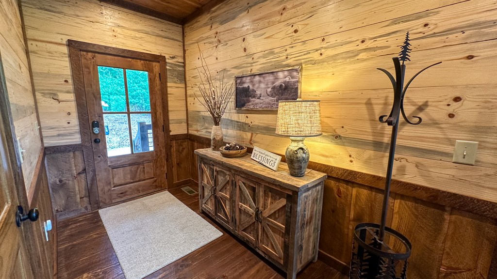 340 Hooch Holler Lane