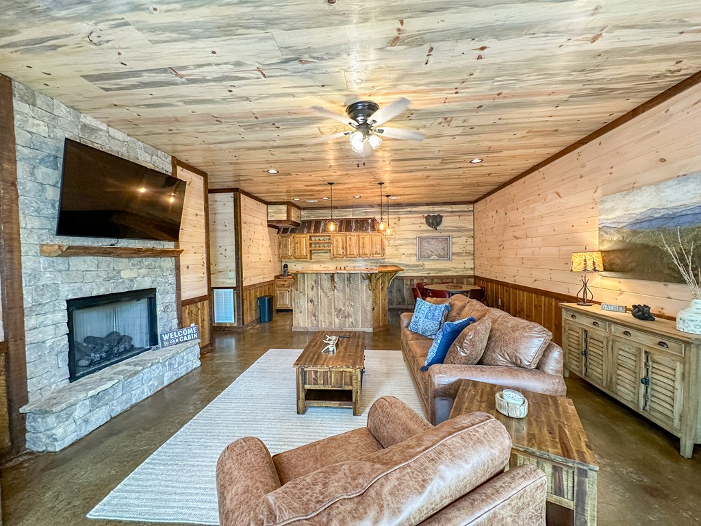 340 Hooch Holler Lane