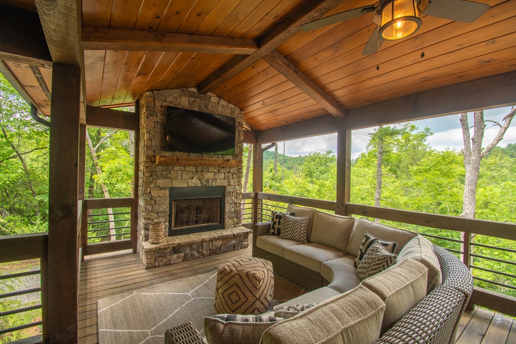 340 Hooch Holler Lane