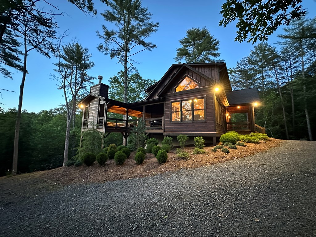 340 Hooch Holler Lane