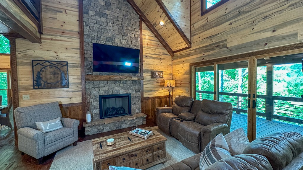 340 Hooch Holler Lane