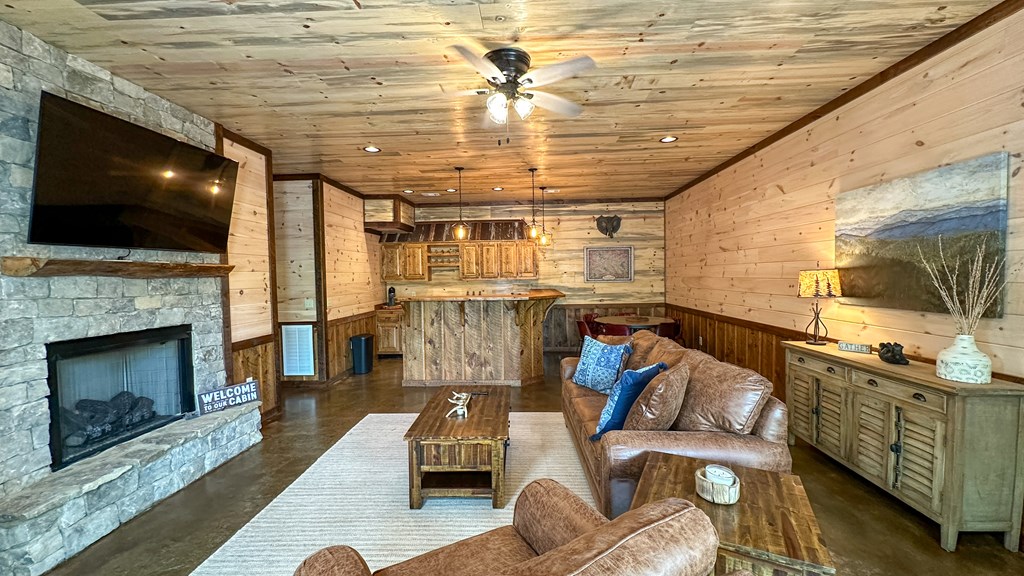 340 Hooch Holler Lane