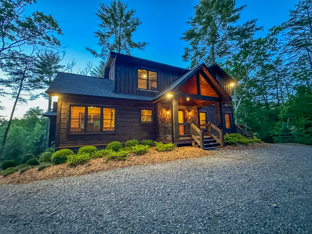 340 Hooch Holler Lane