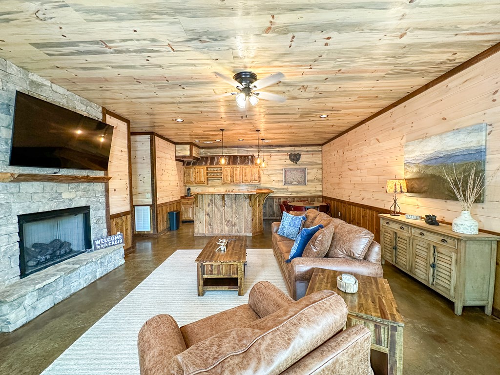 340 Hooch Holler Lane