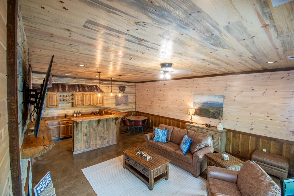 340 Hooch Holler Lane