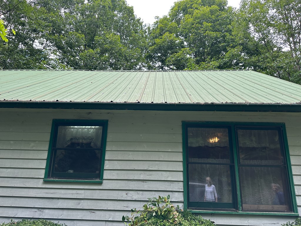 405 Shady Lane