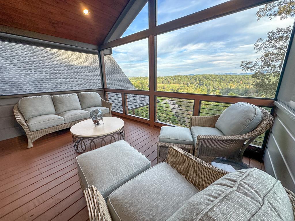 101 Toccoa Vista Lane