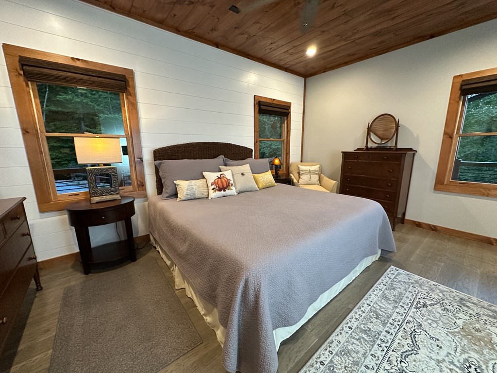 101 Toccoa Vista Lane