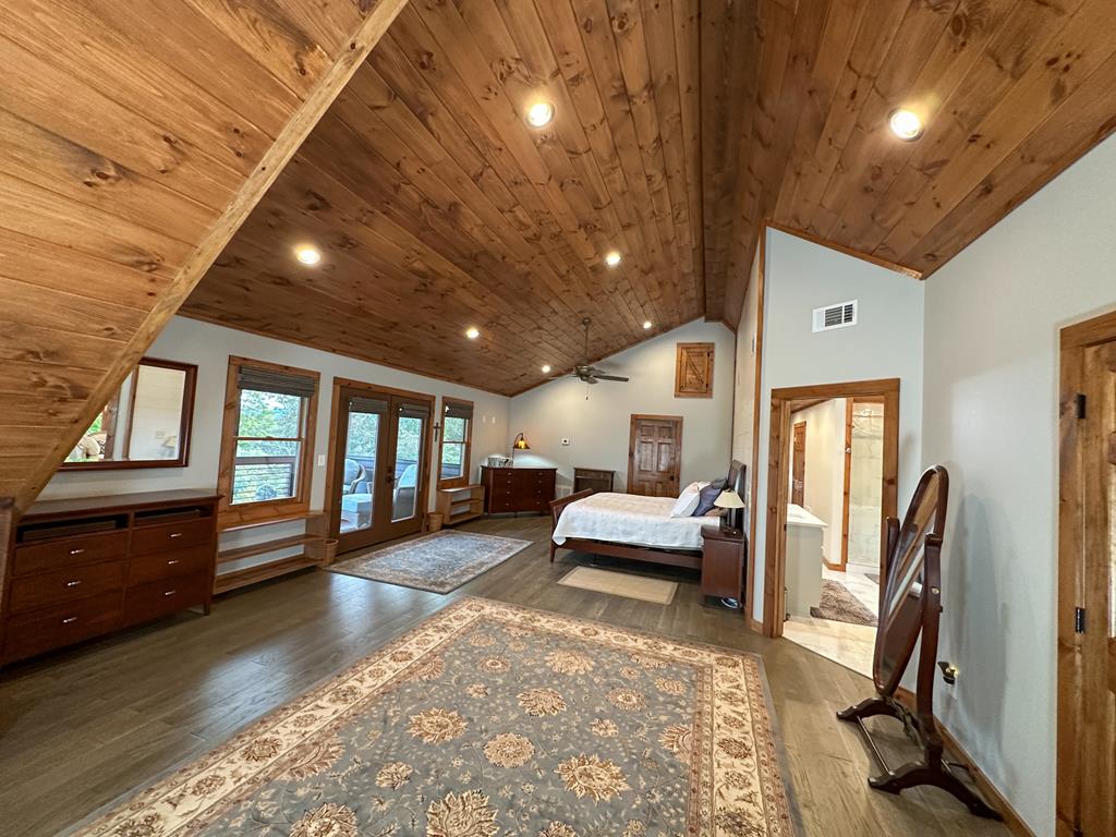 101 Toccoa Vista Lane